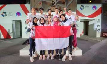Tim Panjat Tebing Indonesia Dominasi Podium IFSC Masters Neom 2023