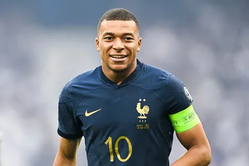 'Panen Uang' Ini Deret Gaji dan Bonus yang akan Diterima Mbappe di Real Madrid