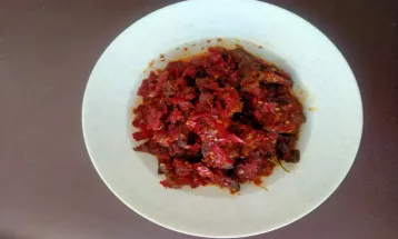 Inspirasi Resep Olahan Daging Kurban, Dendeng Balado hingga Bakso Sapi