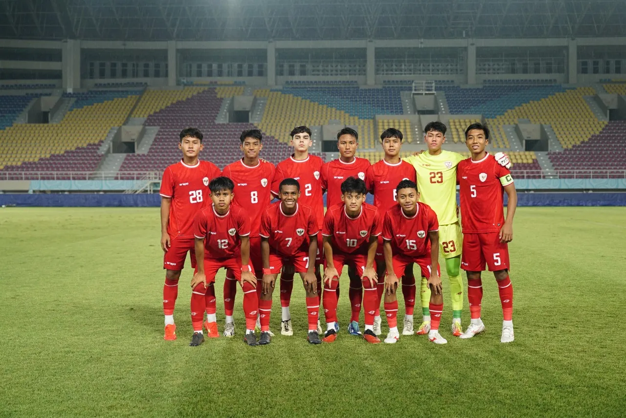 Putranya Tak Lolos ke Timnas Indonesia U-16, Darius Sinathrya Beri Pesan Menyentuh