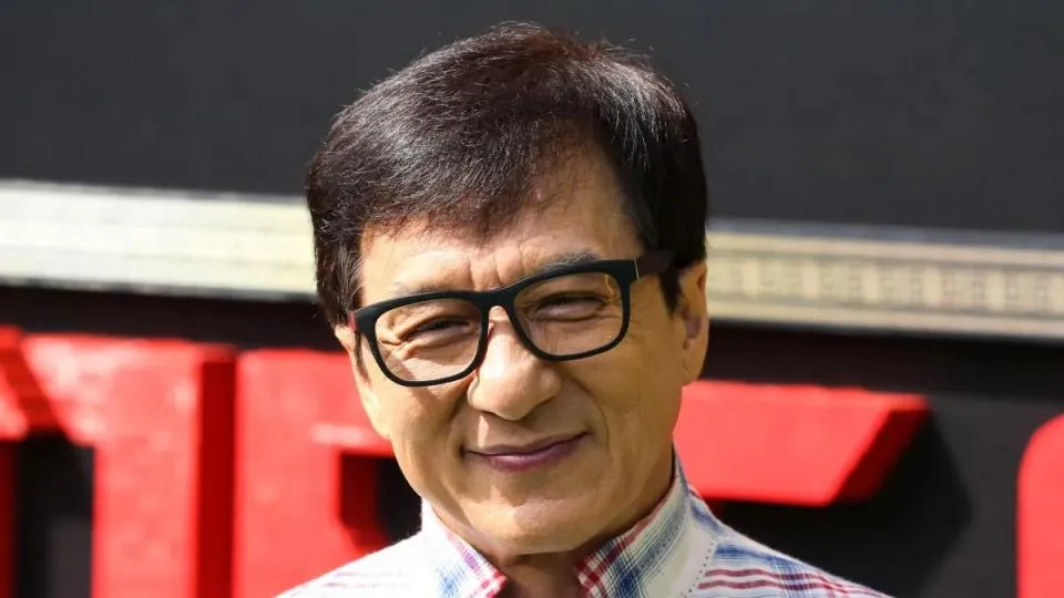 Jackie Chan Jadi Pembawa Obor Paralimpiade