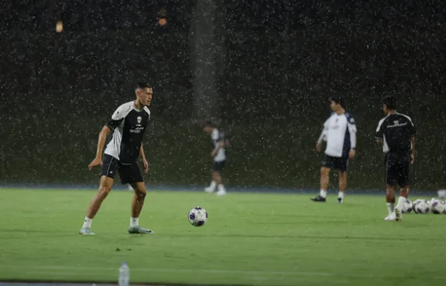 Cuaca Ekstrem di Arab Saudi Ganggu Latihan Timnas Indonesia