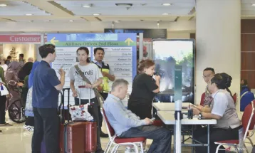 Setidaknya 115 Penerbangan di Bandara I Gusti Ngurah Rai Batal Akibat Erupsi Gunung Lewotobi Laki-laki