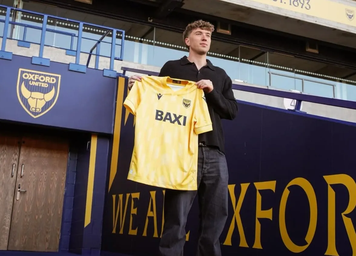 Indonesian Descent Player Ole Romeny Joins Oxford United