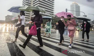 BMKG: Jakarta Diprakirakan Hujan Sabtu Siang