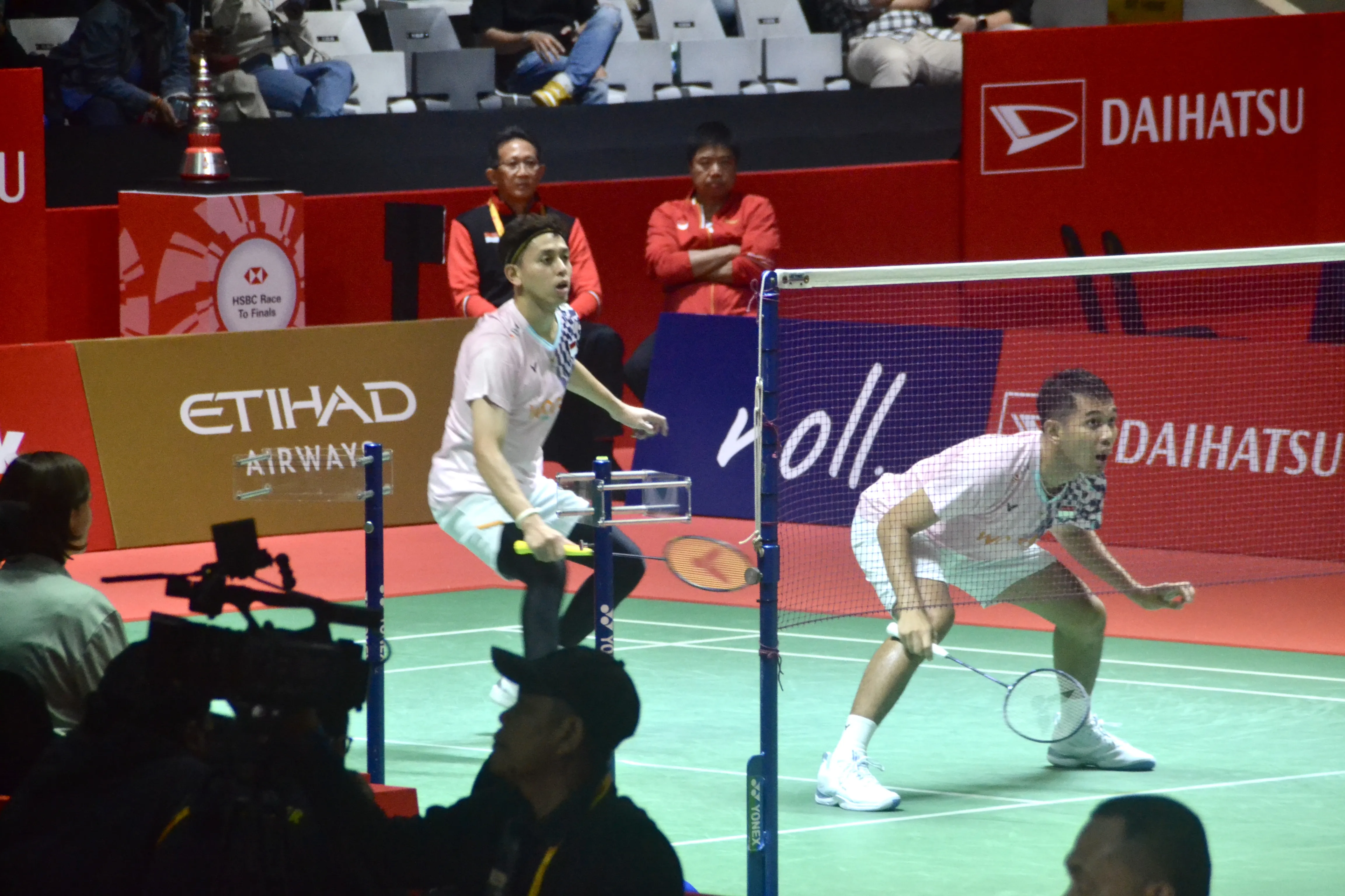 Atasi Wakil China, Fajar/Rian Mulus ke Semifinal